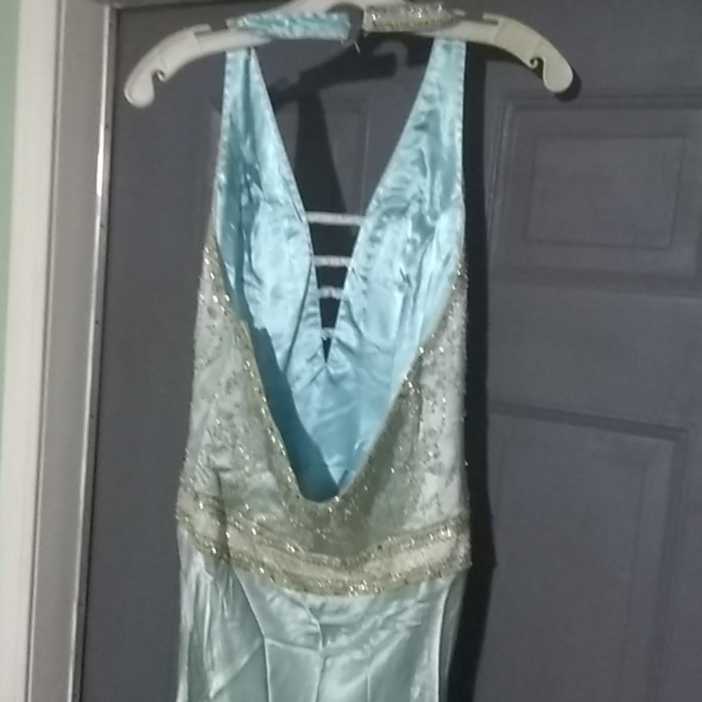 Dress - Picture 5 of 5